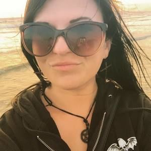 Meet your Posher, Leejah